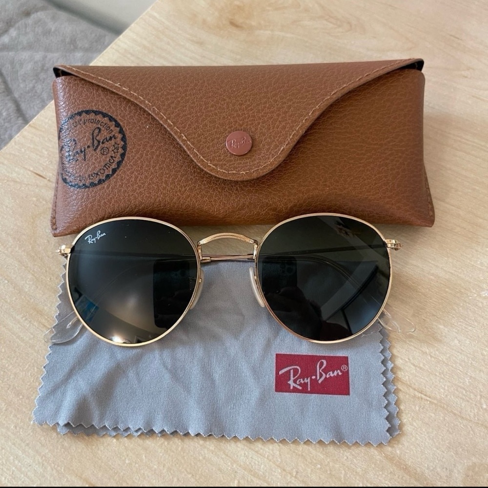 RayBan Round Metal Sunglasses